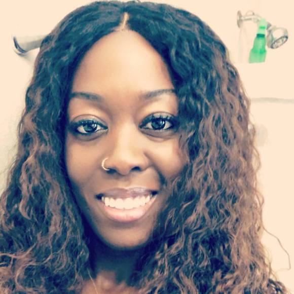 Meet your Posher, Carla - Picture 1 of 1